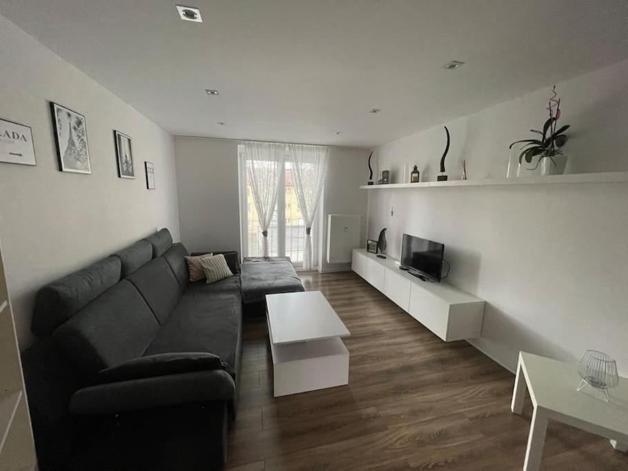 Gray&Wood Appartement Prievidza Buitenkant foto